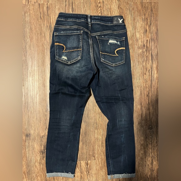 American Eagle ripped cropped jegging, size 8 - Picture 3 of 3